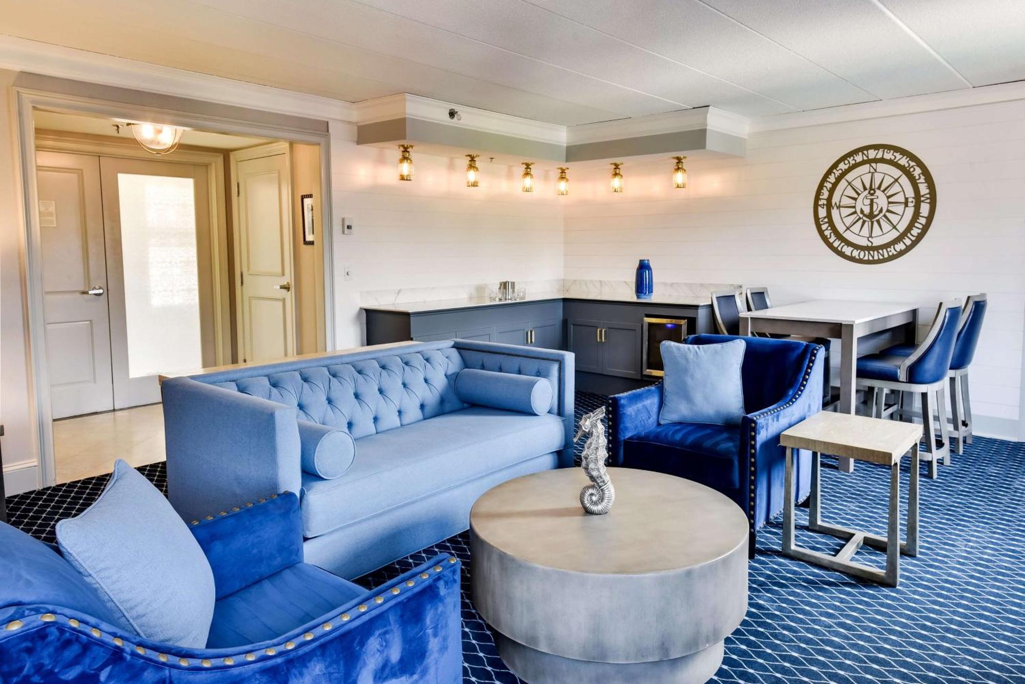 Hilton Mystic Hotel Eksteriør billede