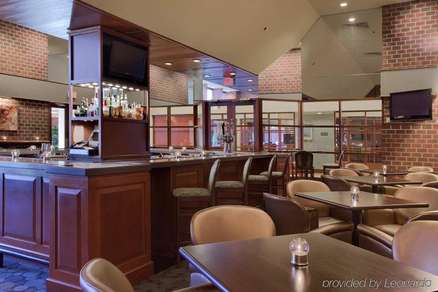 Hilton Mystic Hotel Restaurant billede
