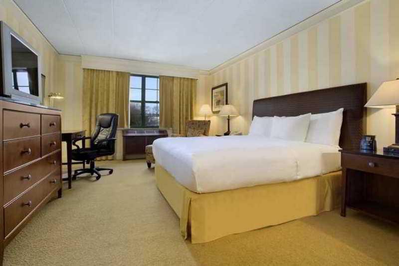 Hilton Mystic Hotel Eksteriør billede